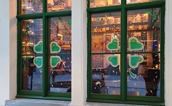 windowpainting1 s.jpg