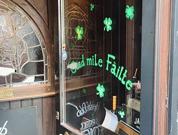 windowpainting7 s.jpg